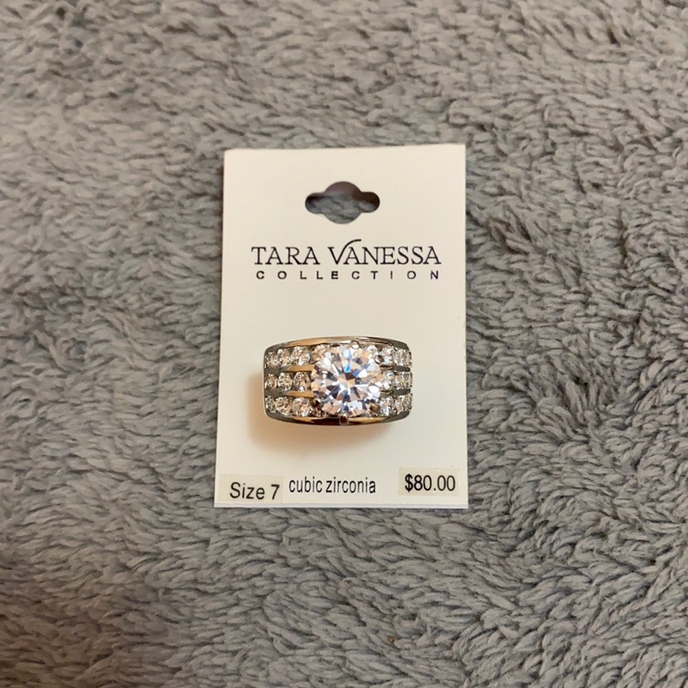 Tara Vanessa Engagement Ring